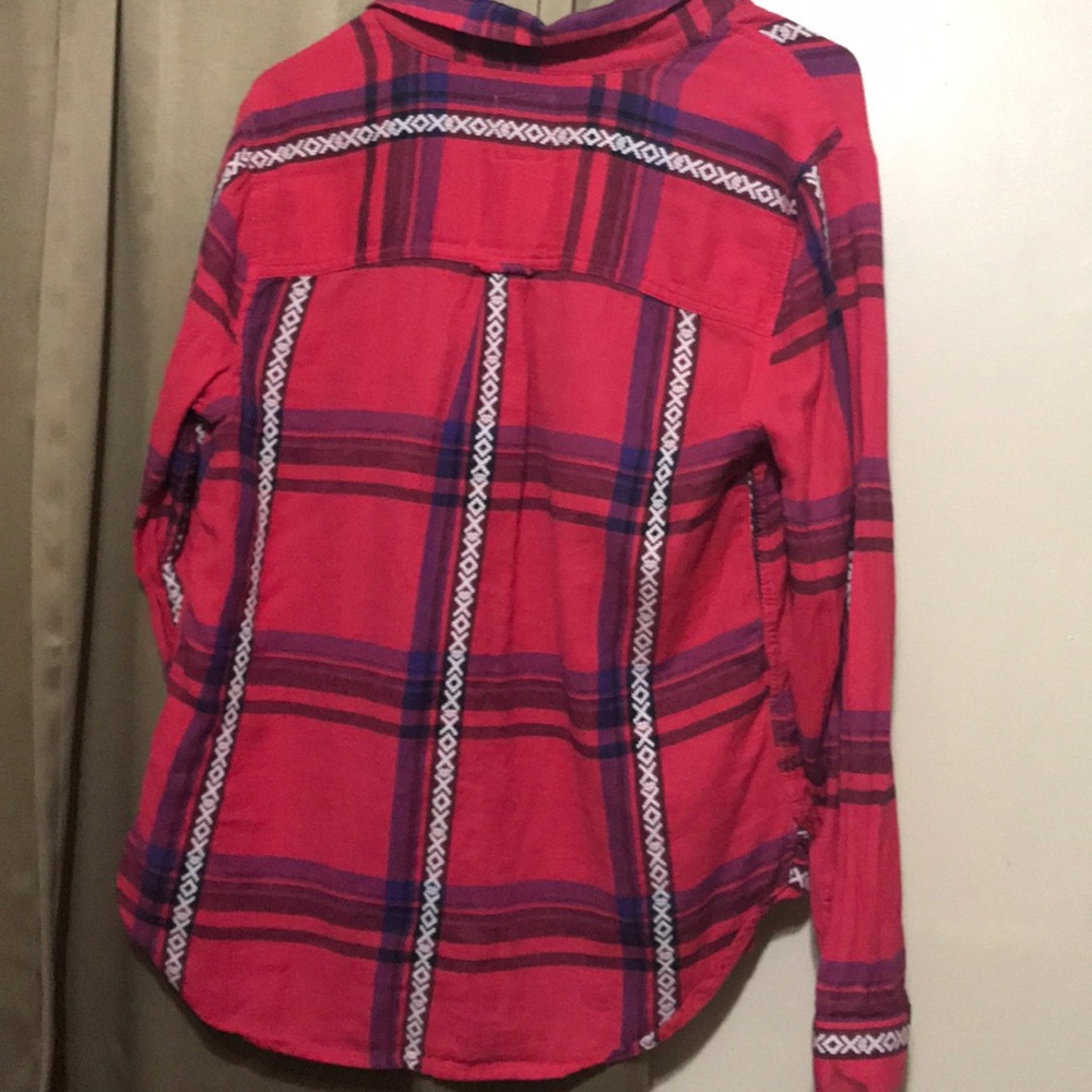 Button up shirt - Picture 2 of 2
